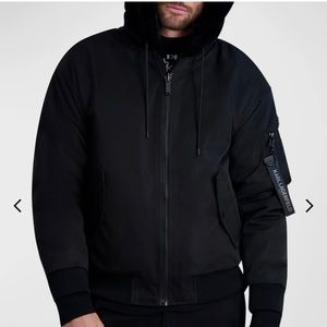 Men's Reversible Bomber Jacket w/ Faux Fur size XL new never been used  250